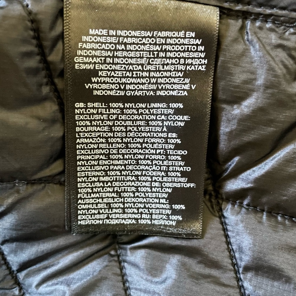 The North Face Men’s ThermoBall Trekker Jacket In Black - Picture 7 of 9